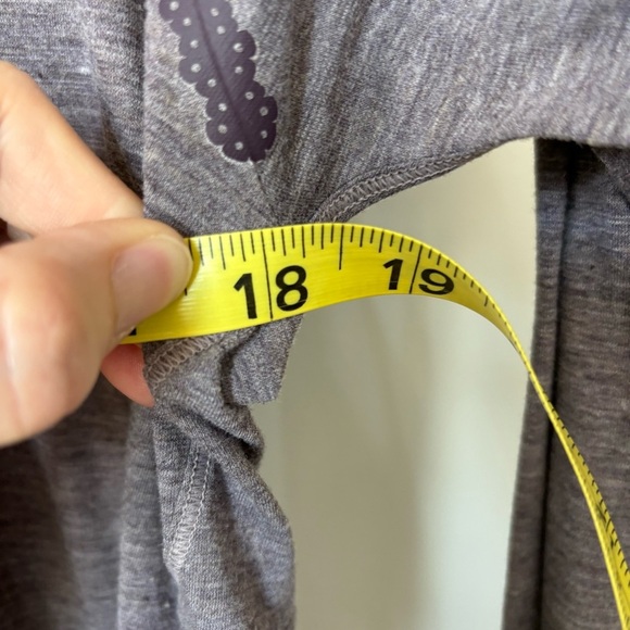 Lululemon Stop Drop and Squat Long Sleeve Top Size 6 - Picture 3 of 9